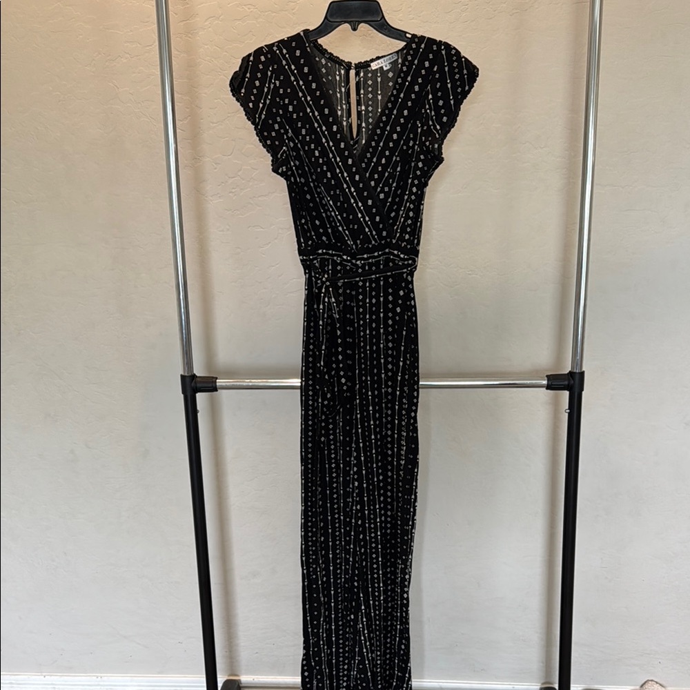 Black and White Women's Jumpsuit